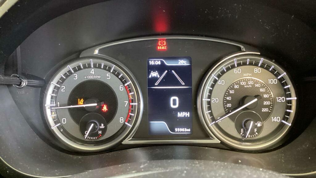 Suzuki S Cross Ultra White #7