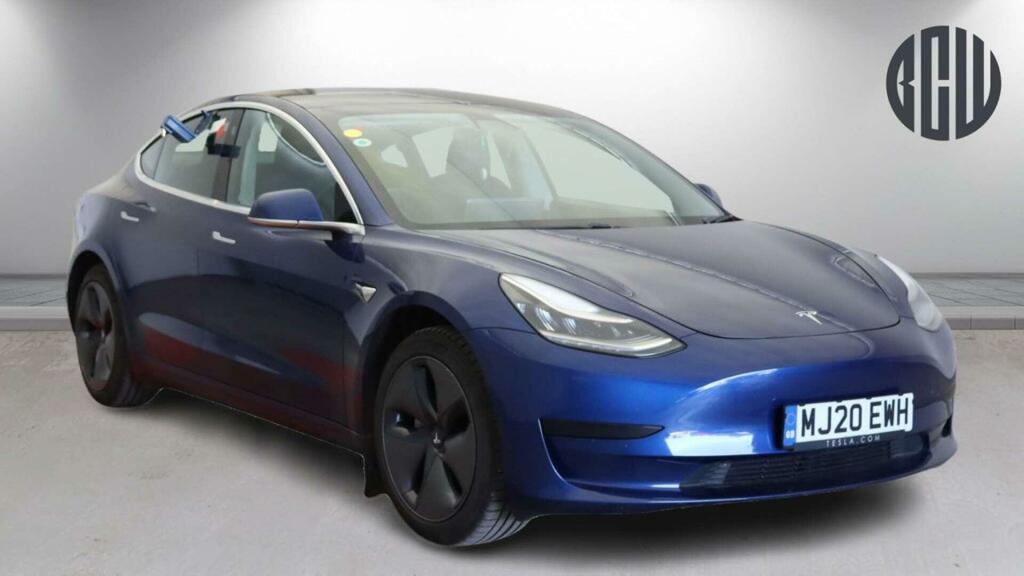 Tesla Model 3 Standard Range Plus Blue