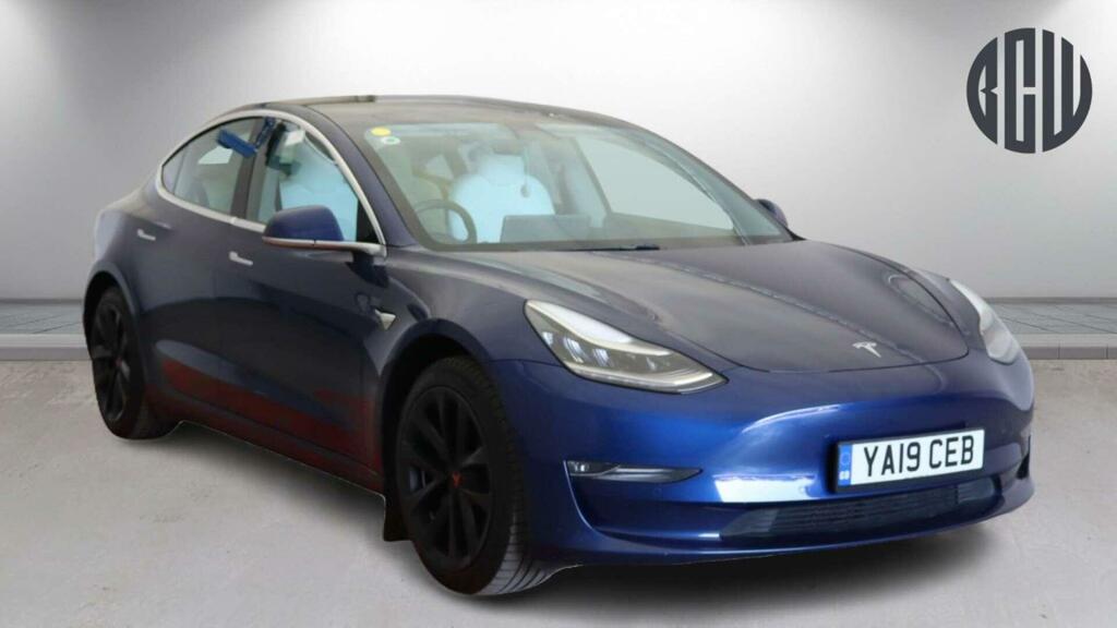 Tesla Model 3 Long Range Blue