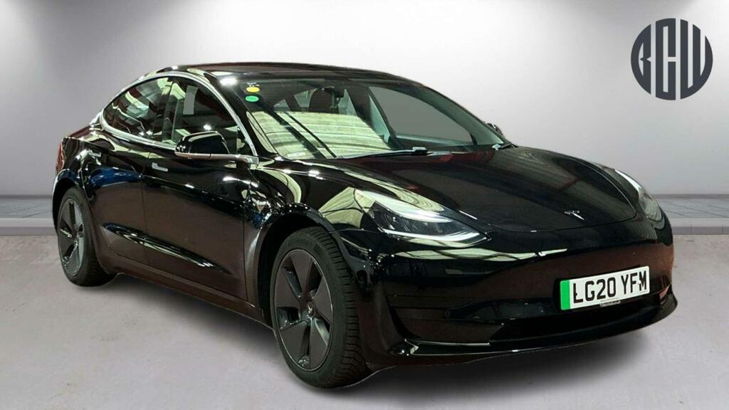 Tesla Model 3 Standard Range Plus Black