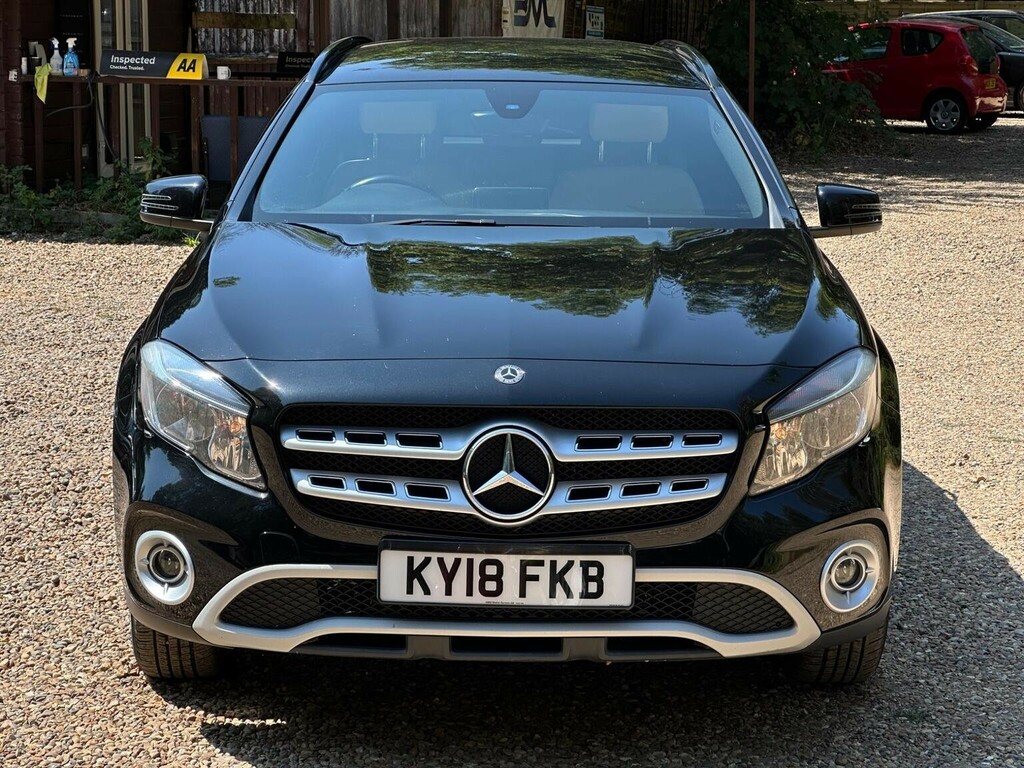 Mercedes-Benz GLA Class 2.1 Gla200d Se 7G-dct Euro 6 Ss Black #2