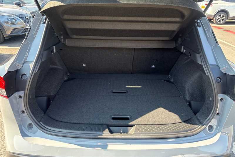 Nissan Qashqai 1.3 Dig-t Mh N-connecta Grey