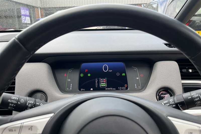 Honda Hr-V 1.5 Ehev Elegance Cvt YH72KLD White #2
