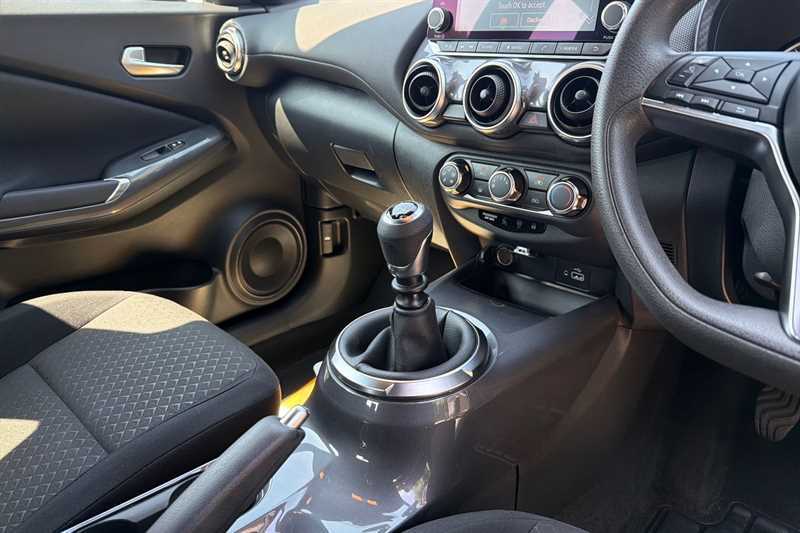 Nissan Juke 1.0 Dig-t Acenta BT20FAA Black #6