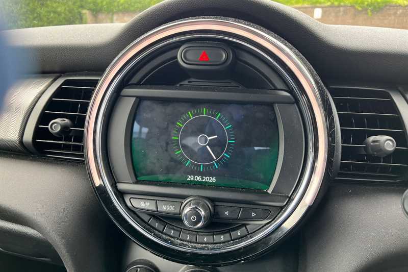 Mini Hatch 1.5 Cooper Exclusive II KE70YFJ Black #5
