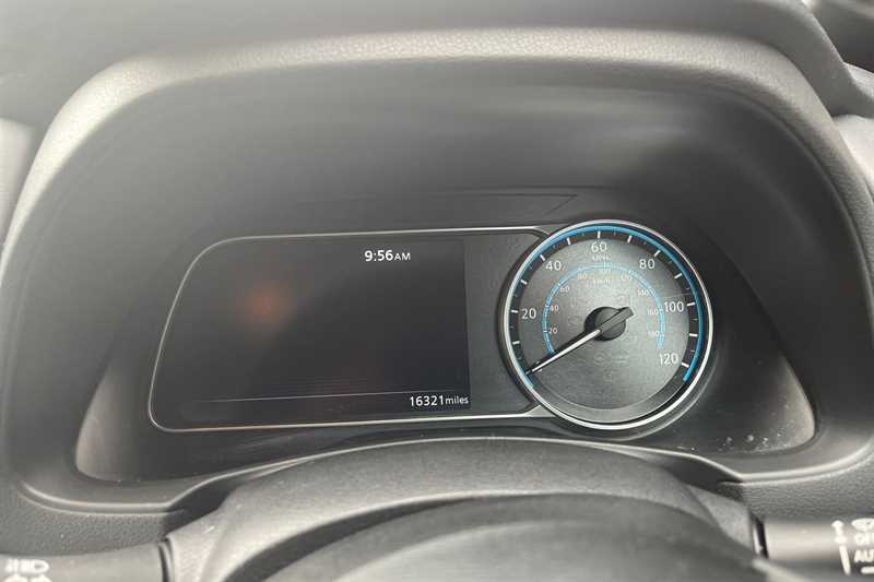 Nissan Leaf 160Kw E Tekna 62Kwh White #3
