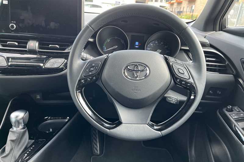 Toyota C-Hr 1.8 Hybrid Design Cvt LS23RUU White #2