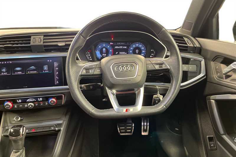 Audi Q3 40 Tdi 200 Quattro Black Edition S Tronic DG21KLF Grey #4
