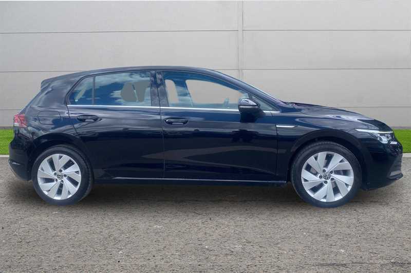 Volkswagen Golf 1.5 Tsi Style DE21XXV Black #3