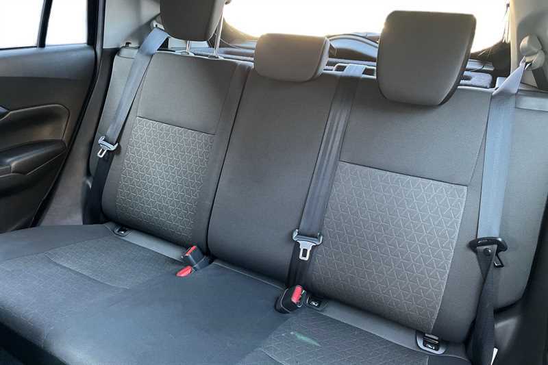 Suzuki Swift 1.2 Mild Hybrid Ultra Cvt Black