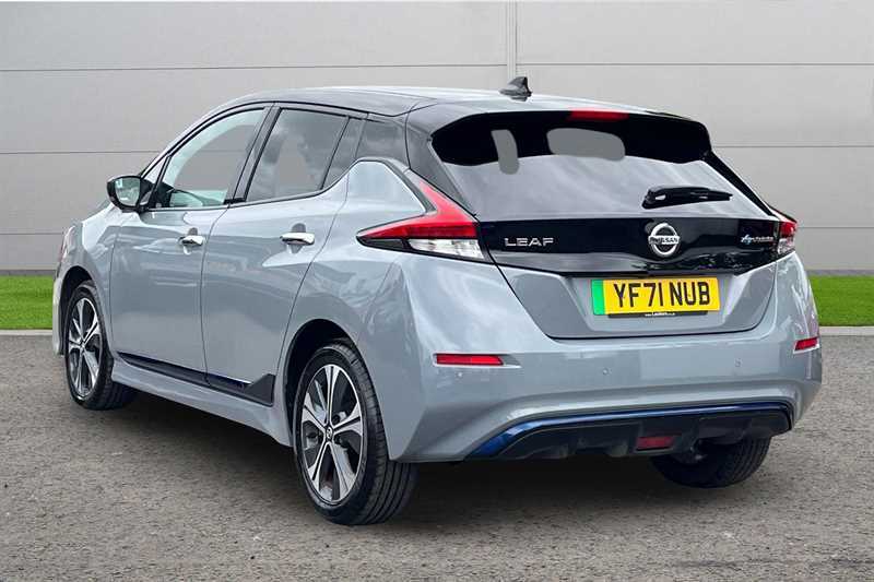 Nissan Leaf 160Kw E Tekna 62Kwh Grey #2