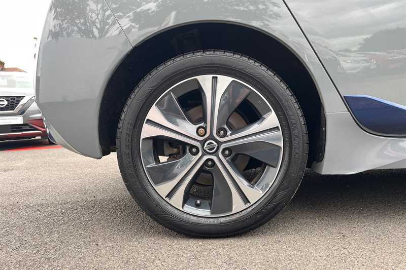Nissan Leaf 160Kw E Tekna 62Kwh Grey #6