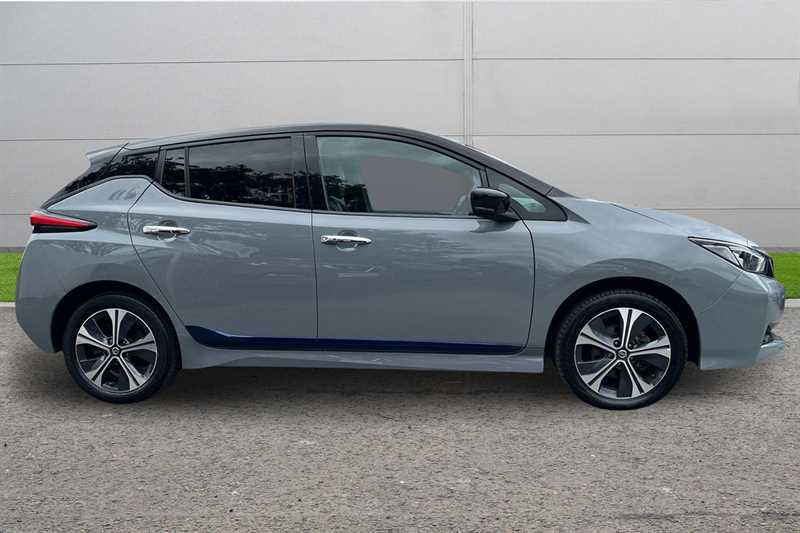 Nissan Leaf 160Kw E Tekna 62Kwh Grey #3