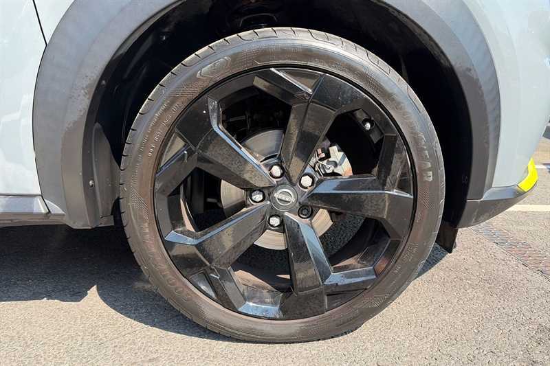 Nissan Juke 1.0 Dig-t 114 Kiiro BV22ZZS Grey #6