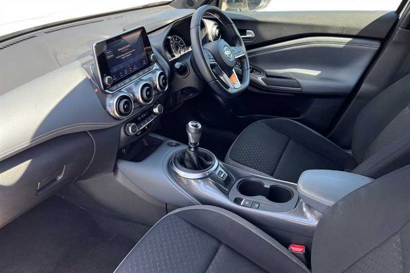 Nissan Juke 1.0 Dig-t 114 N-connecta BP70XVB White #2
