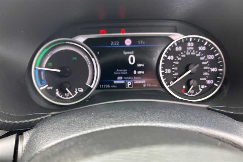 Nissan Juke 1.6 Hybrid Premiere Edition ML72TLY Black #4