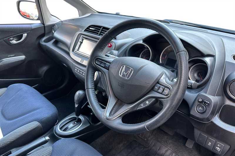 Honda Jazz 1.4 I-vtec Es Plus Cvt Brown #4