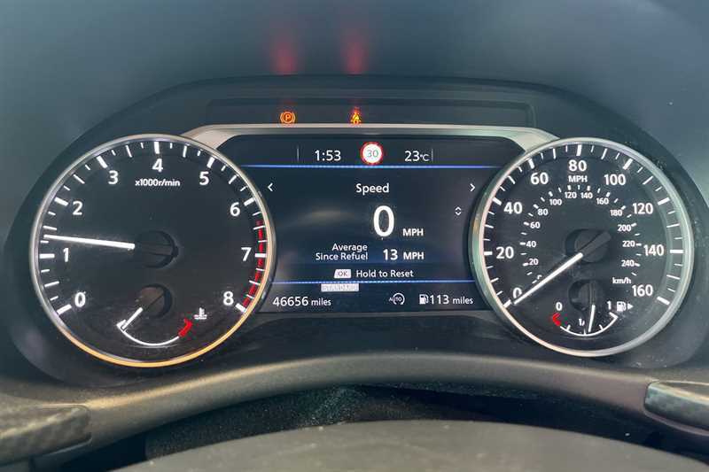 Nissan Juke 1.0 Dig-t 114 Tekna EA23VST Red #3