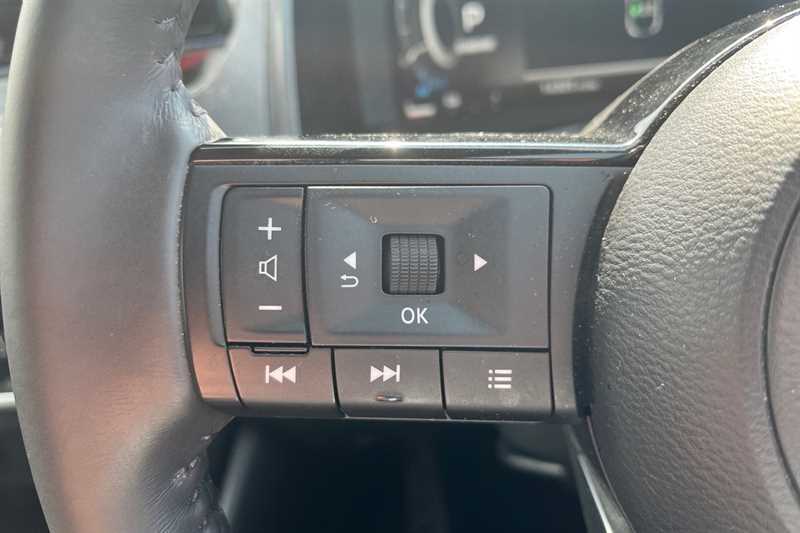 Nissan Qashqai 1.5 E-power N-connecta SC74WLH Black #6