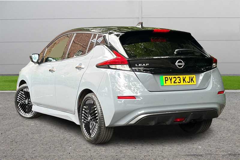 Nissan Leaf 110Kw N-connecta 39Kwh Grey #2