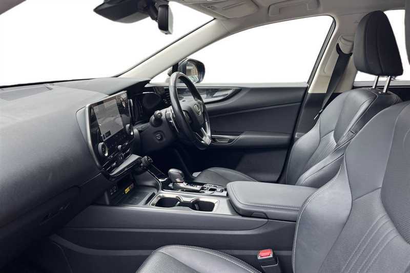 Lexus NX 350H 2.5 E-cvt Black #2
