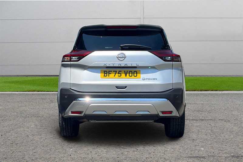 Nissan X-Trail 1.5 E-power 204 Tekna Xtronic Silver #4