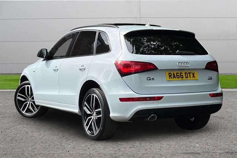 Audi Q5 2.0 Tdi 190 Quattro S Line Plus S Tronic Grey #2