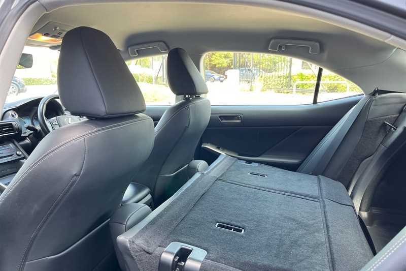 Lexus IS 2.5 300H F Sport Saloon Hybrid E-cvt Eu White #28