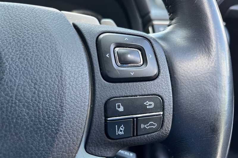 Lexus IS 2.5 300H F Sport Saloon Hybrid E-cvt Eu White #34