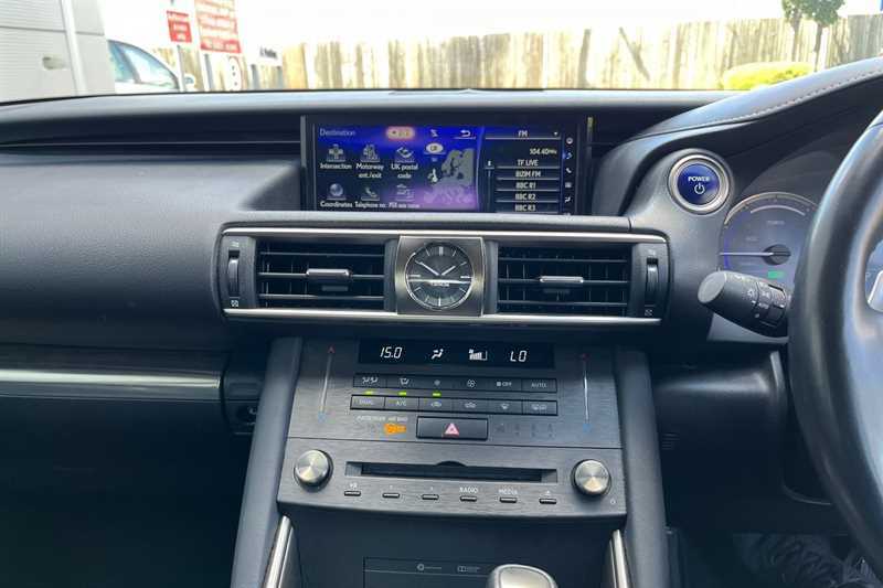 Lexus IS 2.5 300H F Sport Saloon Hybrid E-cvt Eu White #42