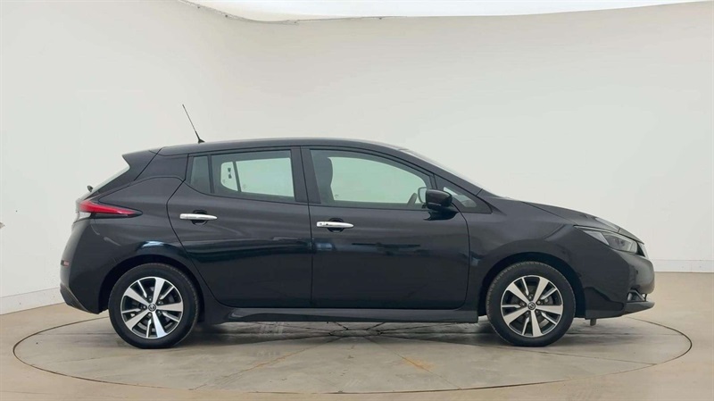 Nissan Leaf 110Kw Acenta 40Kwh 6.6Kw Charger Black #4