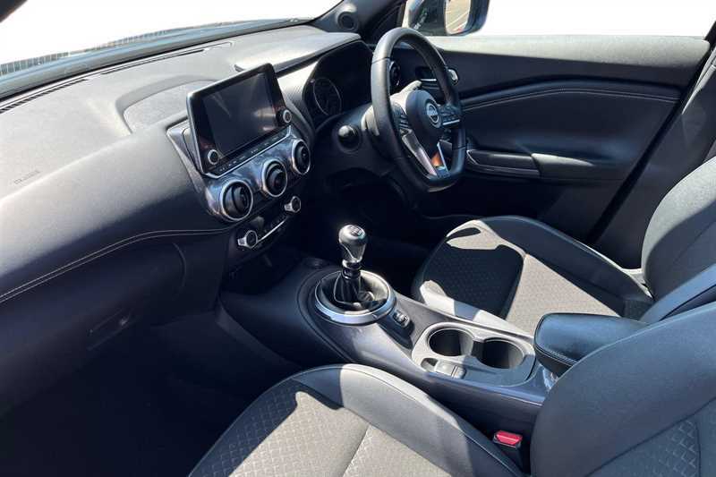 Nissan Juke 1.0 Dig-t 114 N-connecta BW23NCO Black #2