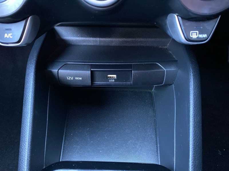 Kia Stonic 1.0 T Gdi Mhev Gt Line Suv Hybrid Dct Black #17