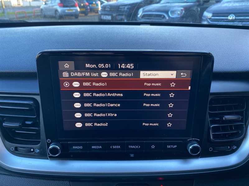 Kia Stonic 1.0 T Gdi Mhev Gt Line Suv Hybrid Dct Black #11