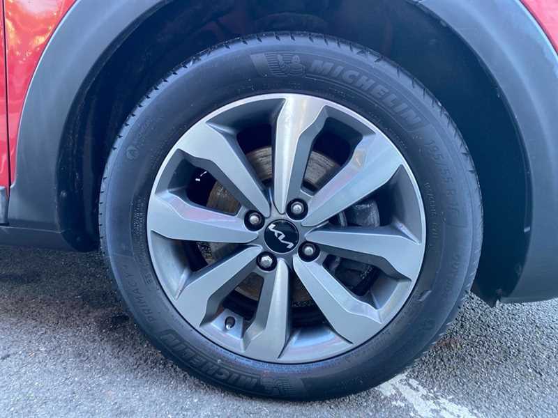 Kia Stonic 1.0T Gdi 99 2 Dct Red #6