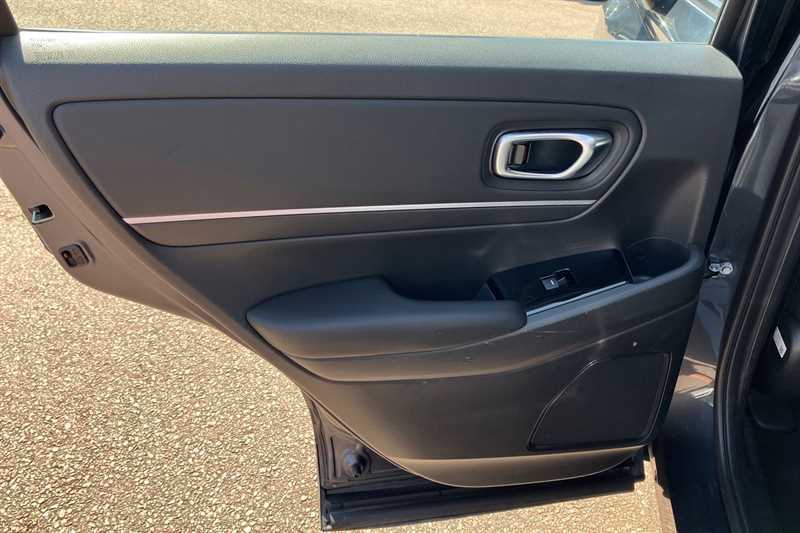 Honda Hr-V 1.5 I-mmd 131Ps Advance Style Ecvt 5-Door Grey #31