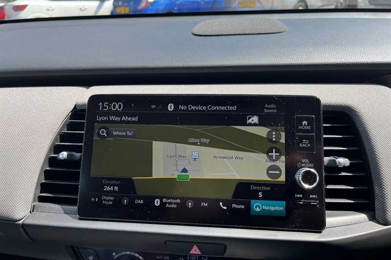 Honda Jazz 1.5 I-mmd Hybrid Crosstar Ex Ecvt White #5