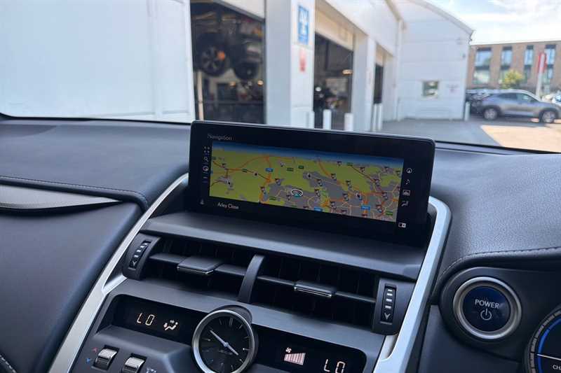 Lexus NX 300H 2.5 F-sport Cvt Premium Packleather Blue