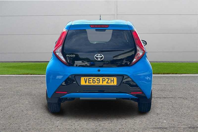 Toyota Aygo 1.0 Vvt-i X-trend Blue #4