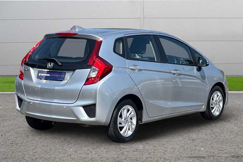 Honda Jazz 1.3 Se Navi Cvt Silver #3