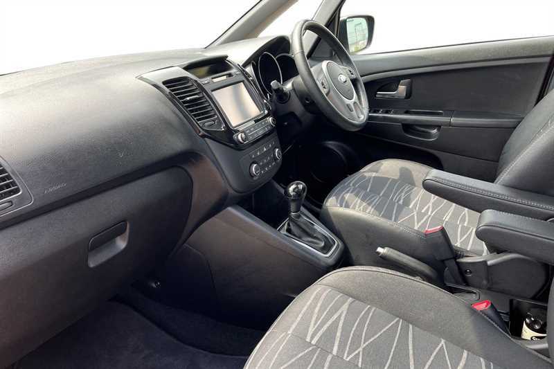 Kia Venga 1.6 4 6 Red
