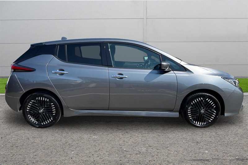 Nissan Leaf 160Kw E N-connecta 59Kwh GJ72RZH Grey #4