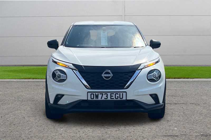 Nissan Juke 1.6 Hybrid Tekna OW73EGU White #5