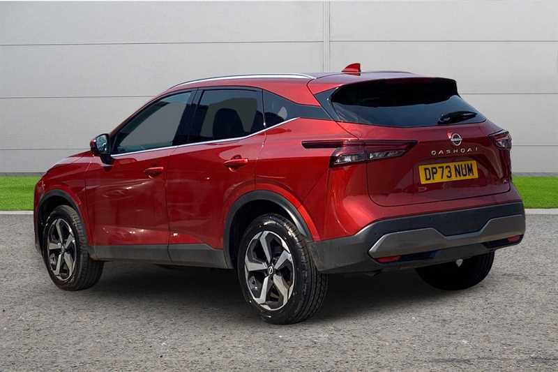 Nissan Qashqai 1.3 Dig-t Mh N-connecta DP73NUM Red #2