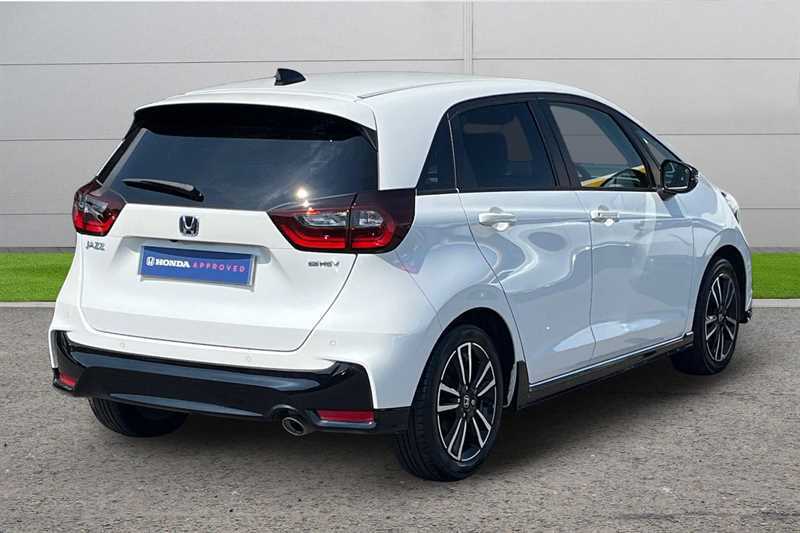 Honda Jazz 1.5 I-mmd Hybrid Advance Sport Ecvt White #3