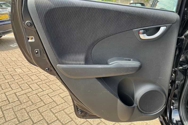Honda Jazz 2011 Honda Jazznbsp1.3h Ima Hs Cvt Euro 5 U White #21