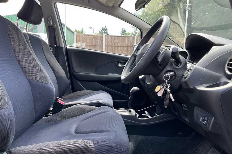 Honda Jazz 2011 Honda Jazznbsp1.3h Ima Hs Cvt Euro 5 U White #29