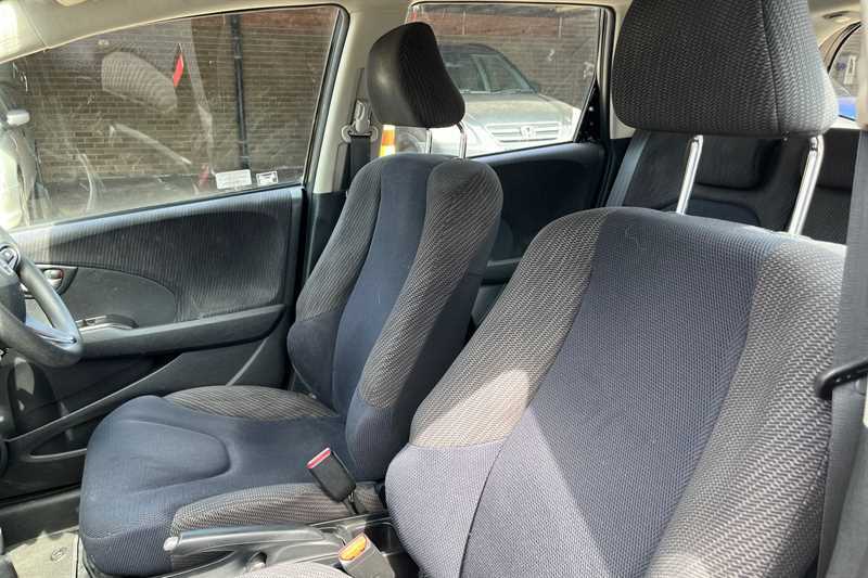 Honda Jazz 2011 Honda Jazznbsp1.3h Ima Hs Cvt Euro 5 U White #41