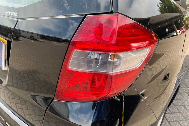 Honda Jazz 2011 Honda Jazznbsp1.3h Ima Hs Cvt Euro 5 U White #14