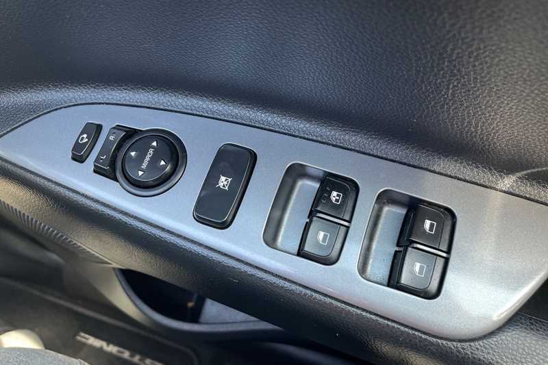Kia Stonic 1.0 T-gdi Mhev Gt-line S Suv Hybrid Dct Blue #21